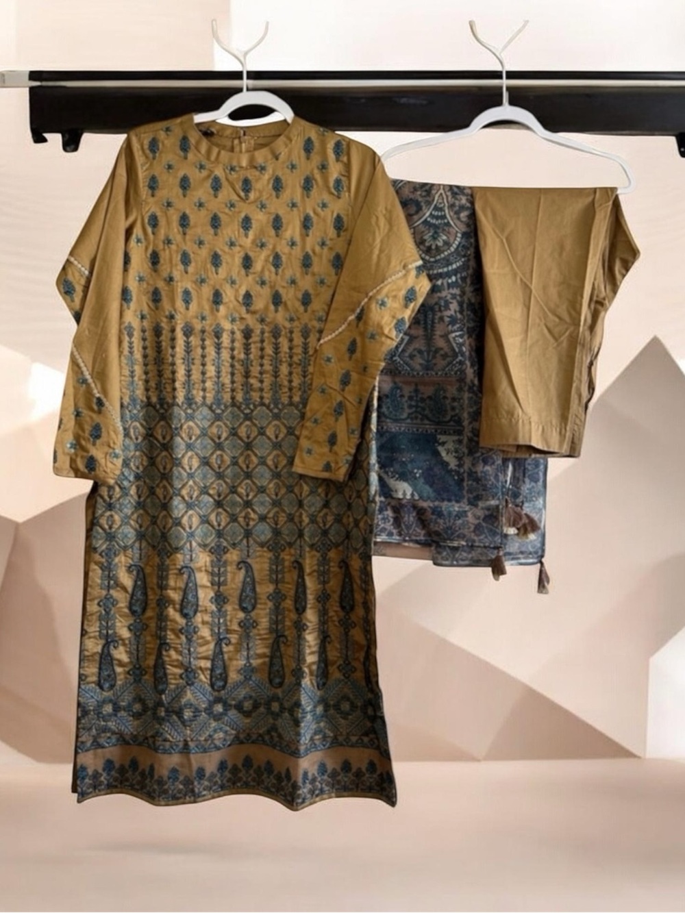 Pakistani Designer Sapphire Dress 3Pc